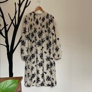 RARE Static white midi dress with black velour floral pattern